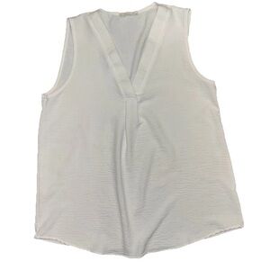 Entro White V-Neck Tank Top Women’s Small